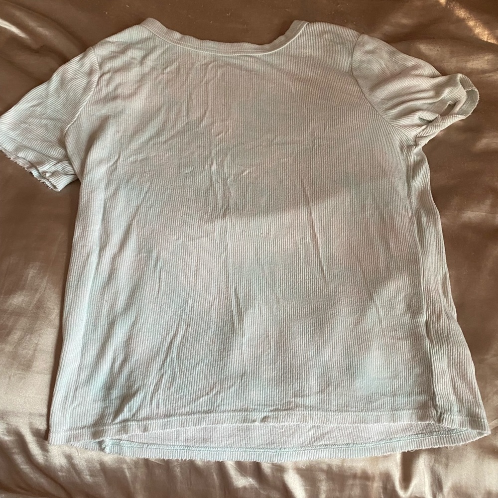 Women’s t-shirt size-small